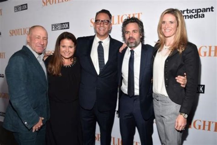 Information About Mark Ruffalos Sisters Personal Life ·