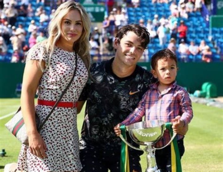 Uncover The Truth: Taylor Fritz's Family Legacy