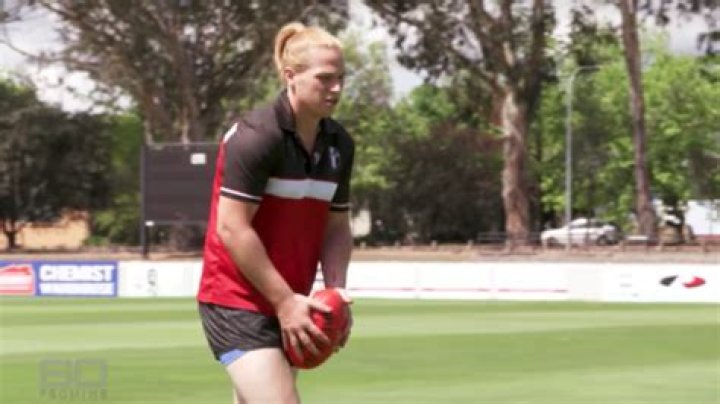 Transgender Aussie Rules player Hannah Mouncey speaks out ·