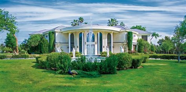 Unveiling The Secrets Of Wayne Newton's Palatial Estate