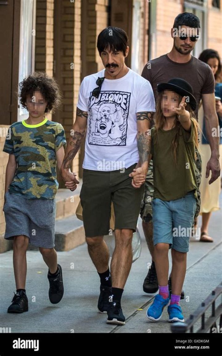 Unraveling The Fatherhood Enigma: Anthony Kiedis's Paternity