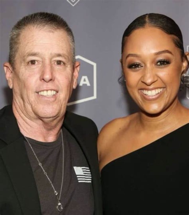 Who Exactly Is Tamera Mowry Father? ·