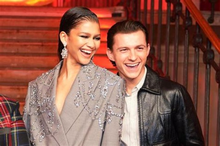 Uncover The Secrets: Zendaya's Dating History Revealed