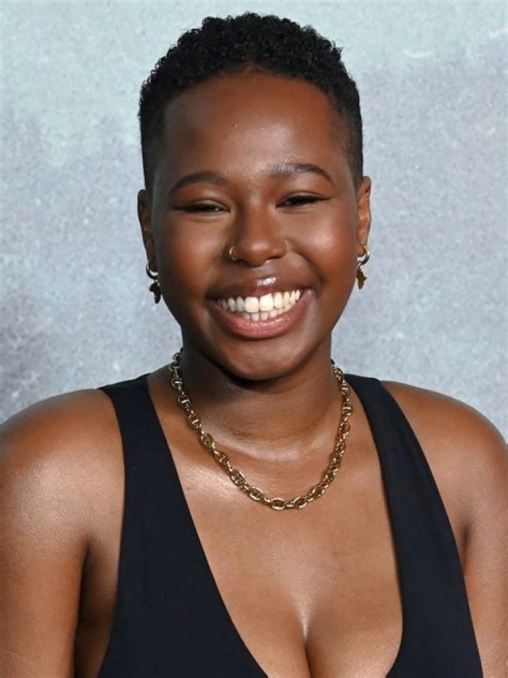 Who Is Aiyana Goodfellow? Everything To Know About The Outlaws Actress correo