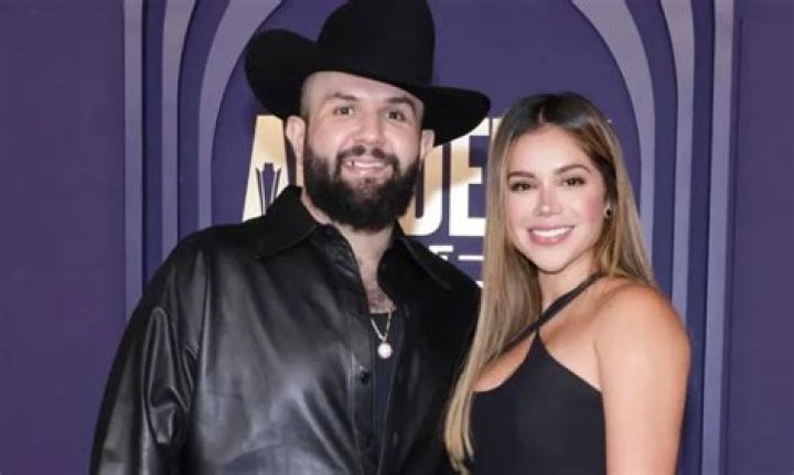 Unveiling The Secrets: Carin Leon's Marital Bliss