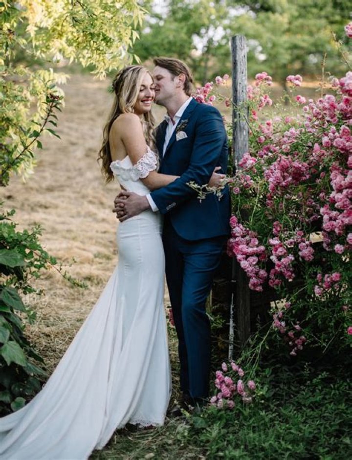 Unveiling The Marital Union: Carolyn Peck's Partner Revealed