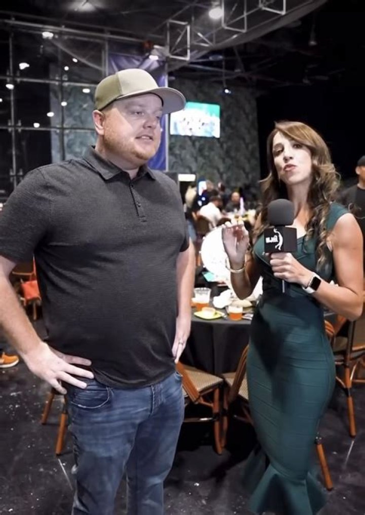 Who is the Woman Behind the Man? |