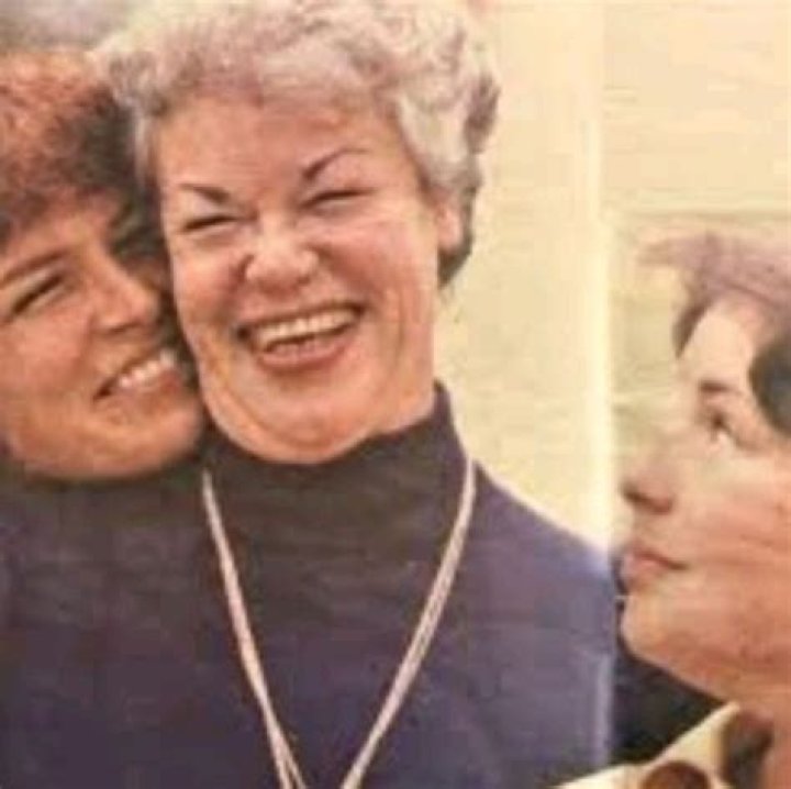 Facts About Miguel Varoni's Sister ·